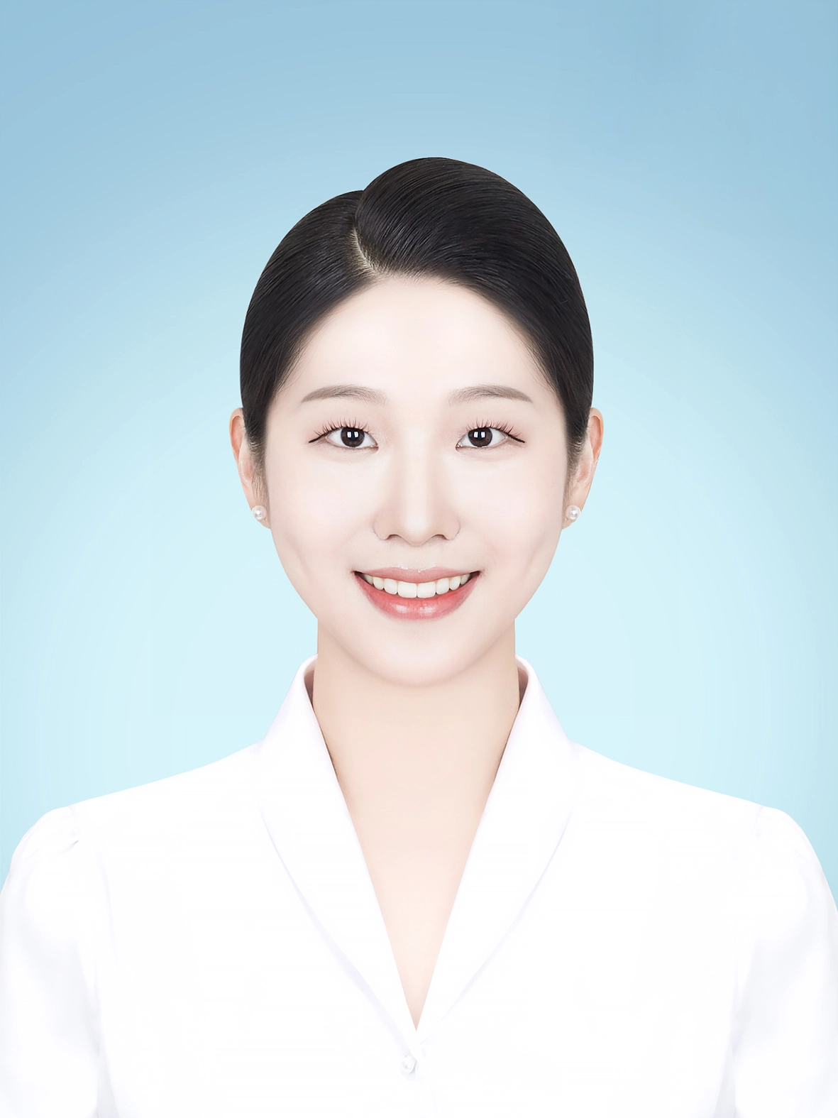 승무원 증명사진 264 · 흰 배경 정면 상반신